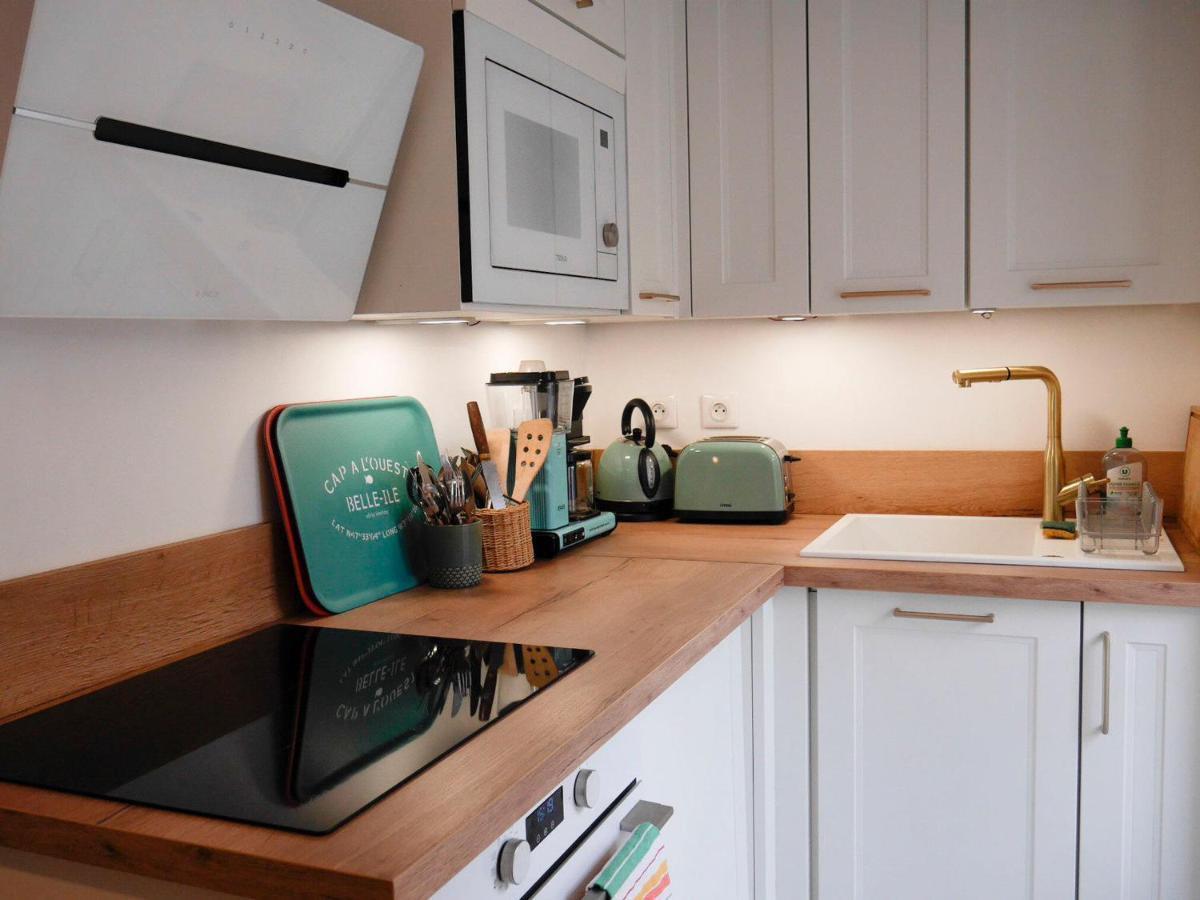 Appartement Refait A Neuf, Coeur De Ville, Proche Plage, Animaux Acceptes - Fr-1-418-230 Le Palais Esterno foto